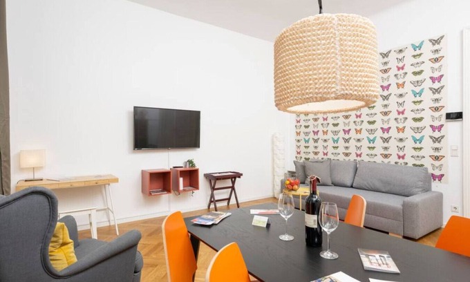 Alsergrund Apartment | Luxury Suite Liechtenstein Top 7