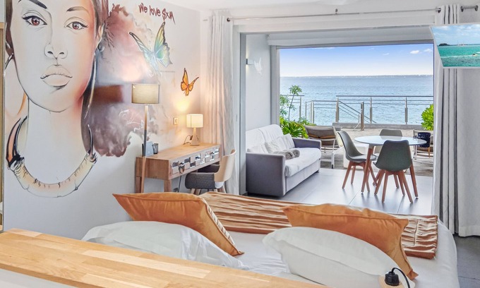 Grand Case Apartment | Luxury Suite located in the heart of Grand Case Residence Bleu Marine