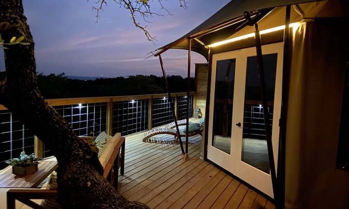 Oatmeal Cabin | Luxury Tent #1 w/hot tub and amazing views