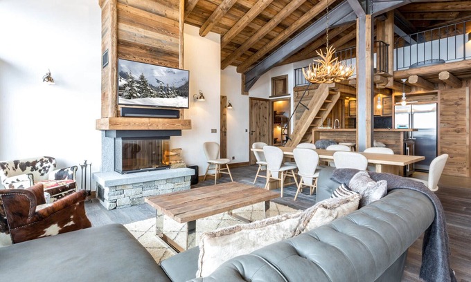 Val-d'Isere Apartment | Luxury Top-Floor Condo in Ski-In/Out Residence with Stunning Mountain Views