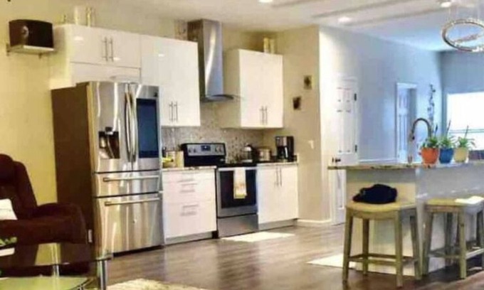 Lawrenceville House | Luxury Townhouse , Boasting Moder interior design