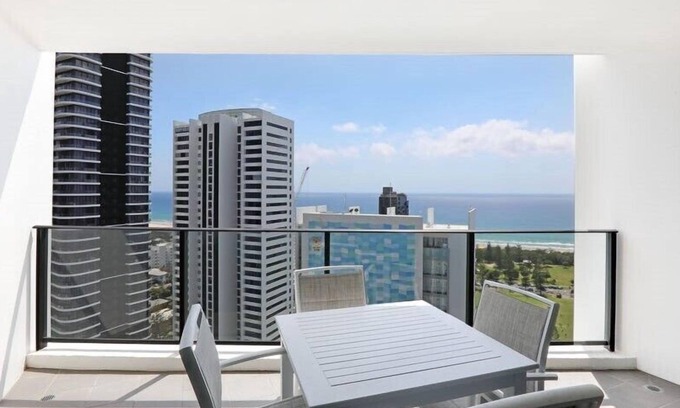 Broadbeach Apartment | Luxury Two-Bedroom High Floor Apartment in Sierra Broadbeach!