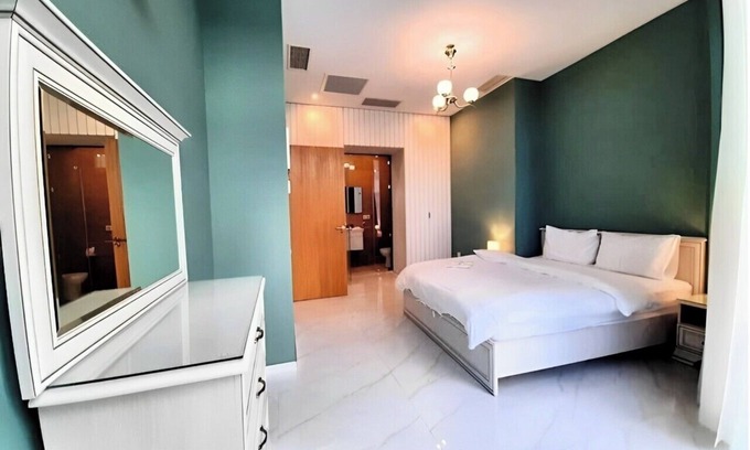 Saburtalo Apartment | Luxury two bedroom King David Tbilisi