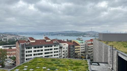 Gumussuyu Mahallesi Apartment | Luxury Unit with Sea View Taksim Square