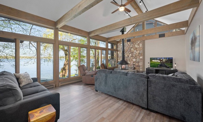 Angola House | Luxury Vacation Home on Lake James