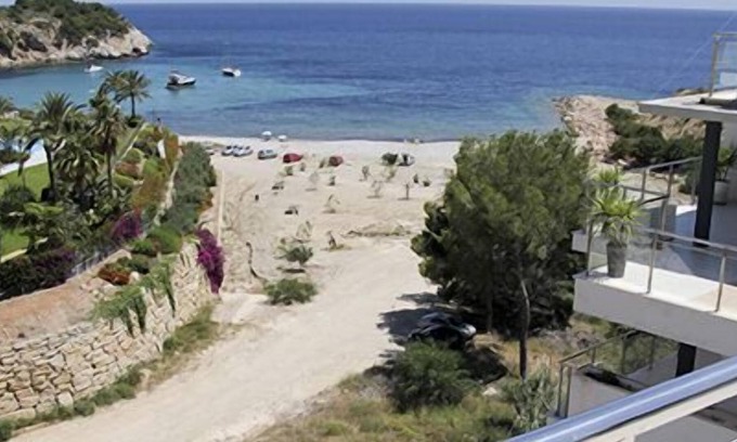 Pueblo Mascarat Villa | Luxury Villa beachfront, Free Wifi, Private Pool, Sea views!