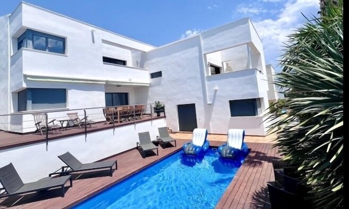 Calafell Villa | Luxury Villa Déjà View 950m from the Beach