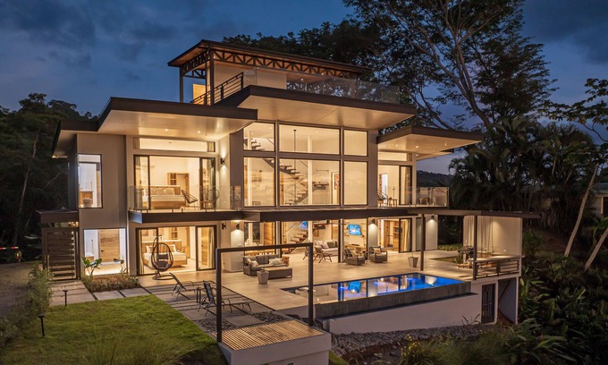 Hatillo House | Luxury Villa Elegante - Ocean View 4 Bedroom House