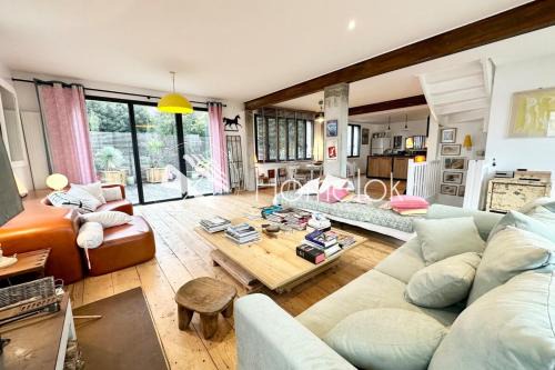 La Trinite-sur-Mer House | Luxury - Villa entièrement rénovée Vue sur la mer