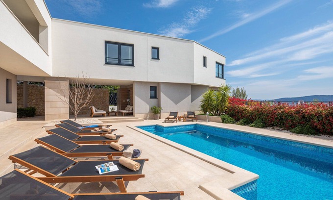 Kastel Sucurac Villa | Luxury Villa Encanto with Heated Pool