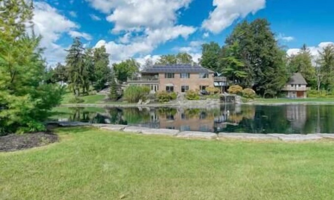 Cambridge Villa | Luxury Villa for Accommodation & Events