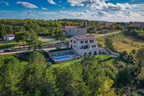 Gracisce Villa | Luxury Villa Gradin