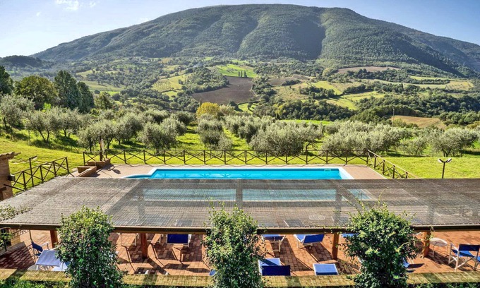 Assisi Villa | Luxury Villa up to 40/50 guest - Assisi- Swimming pool & Tennis Court
