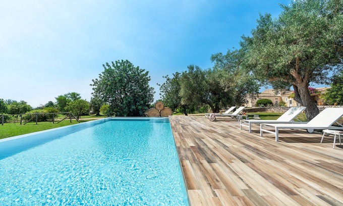 Scicli Villa | Luxury villa with pool, external kitchen in Scicli, Sicily