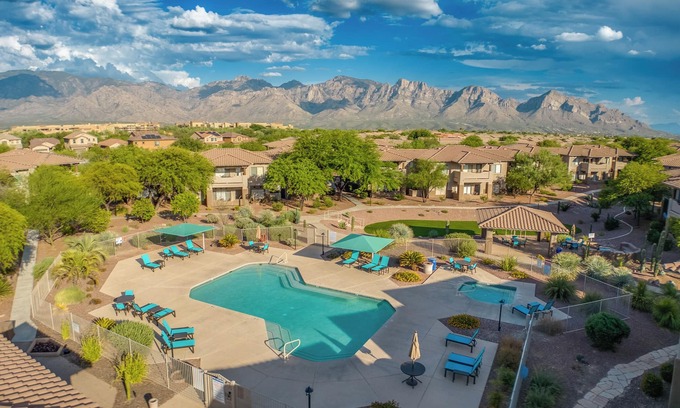 Rancho Vistoso Condo | Luxury Vistoso Resorts Casita w/VIEWS -Pool, hot tub, wifi, W/D