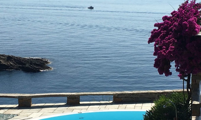 Kea Villa | Luxury Waterfront Villa with Private Pool, few steps away from a secluded beach