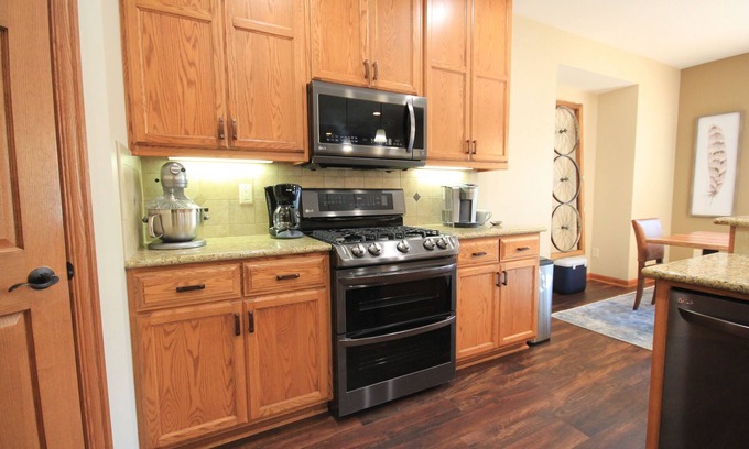 Cascade Township House | Luxury With Spectacular Views 5 miles from Mayo
