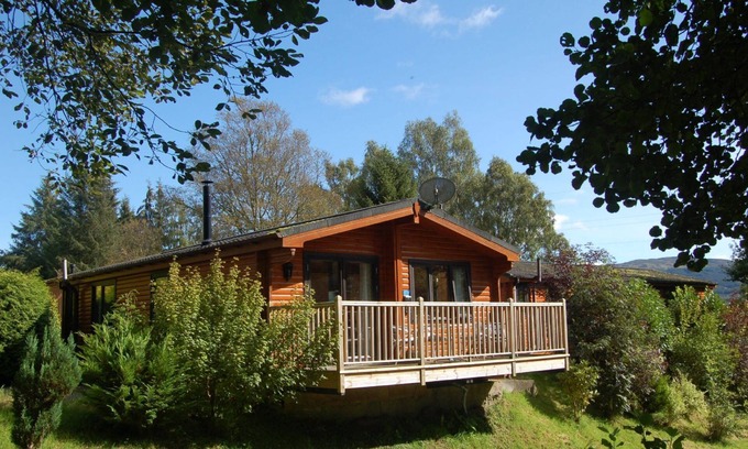 Margate Old Town Cabin | Luxury Woodland Alder Lodge