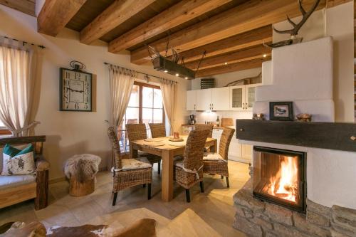 Ilsenburg Ski Chalet | Luxus Ferienhäuser Chalets zum Ilsetal mit Kamin & Sauna in Ilsenburg im Harz