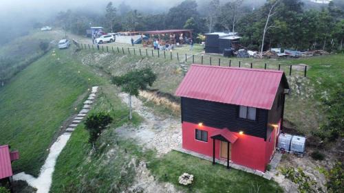 Moca Ski Chalet | Luz de luna