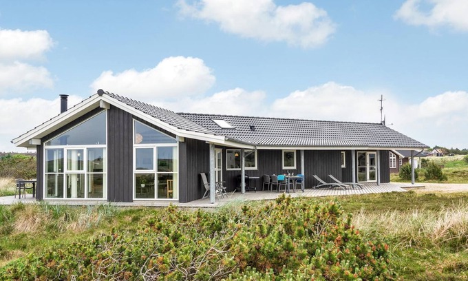 Lodbjerg Hede House | "Luzia" - 1.2km from the sea by Interhome