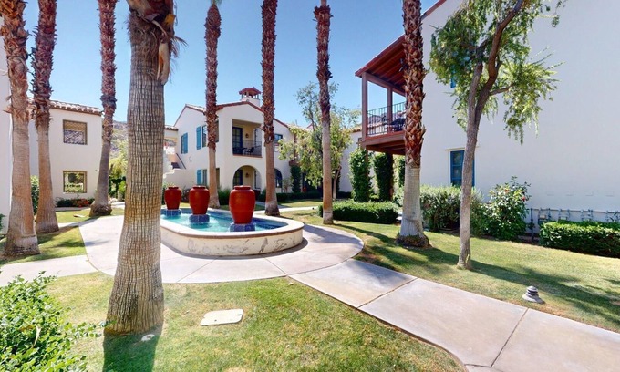 La Quinta Condo | LV258 Downstairs 2BD 2BA Legacy Villas Retreat