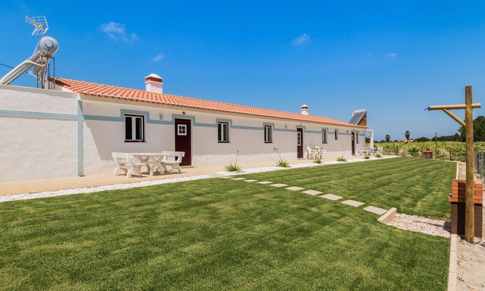 Priorada House | Lycium White Villa, Equipped kitchen, Algarve!New!