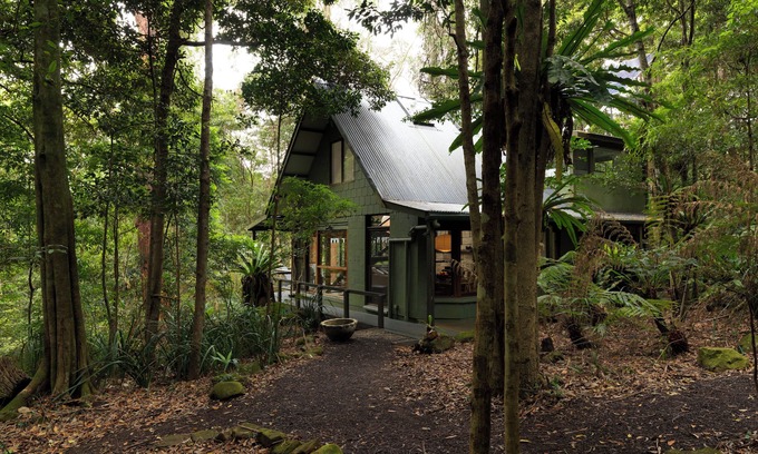 Foxground Cottage | Lyrebird House, an off-grid escape nestled in Foxground's lush rainforest.