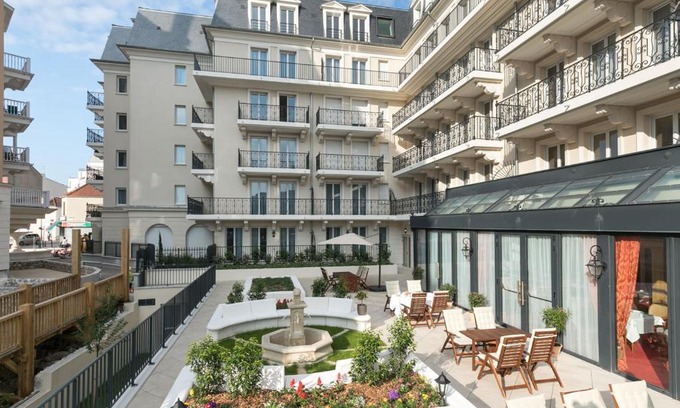 Puteaux Apartment | Médicis Home Puteaux