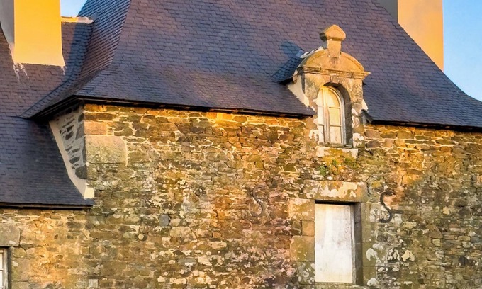 Lanmeur House | Métairie du Hellès