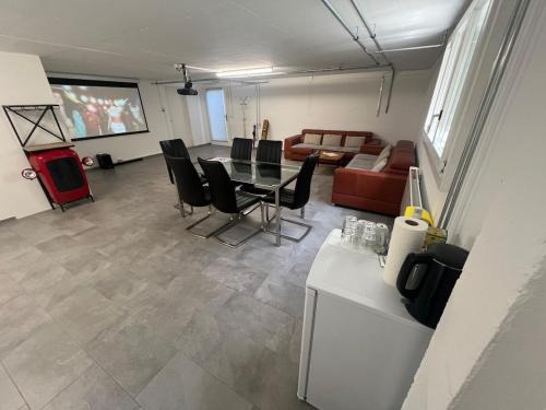 Fulenbach Apartment | Möblierte Studiowohnung 65 m2 Wohnfläche mit Kostenlosen Endreinigung