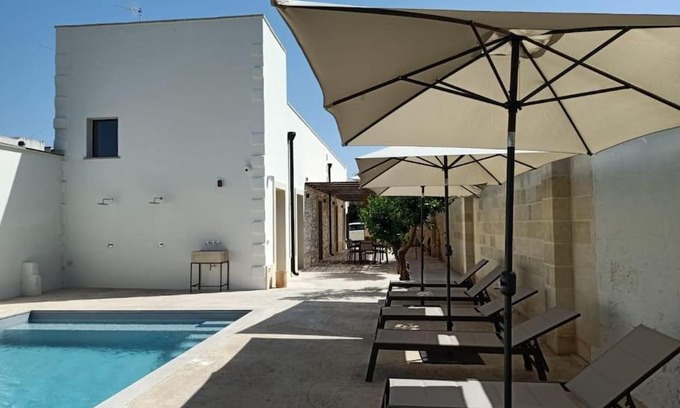 Poggiardo Villa | M&G Suite Home