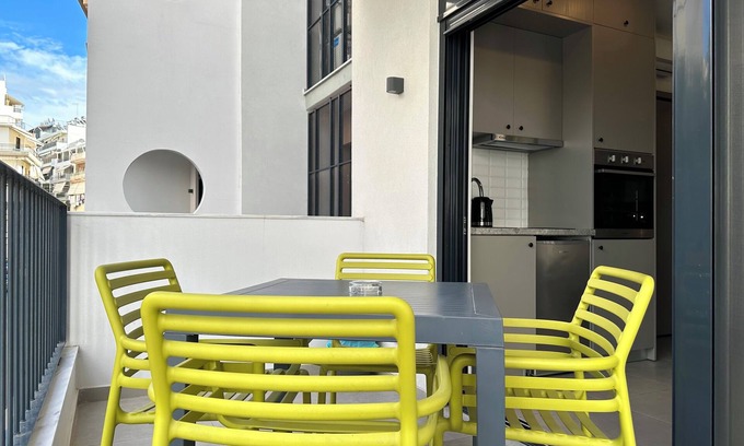 Moschato-Tavros Apartment | M & M 2 in the city