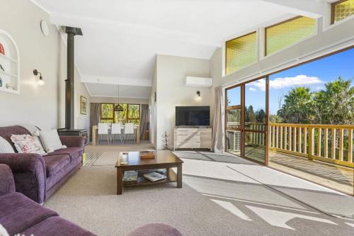 Lynmore House | M&M's Hotspot