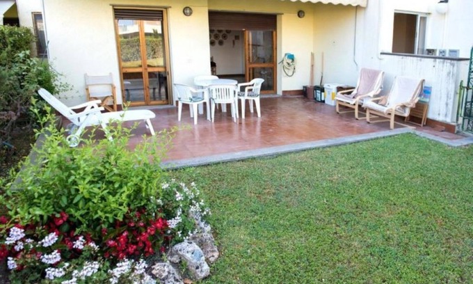 Marcelli Apartment | M251 - Marcelli, three-room apartment with garden 100m from the sea