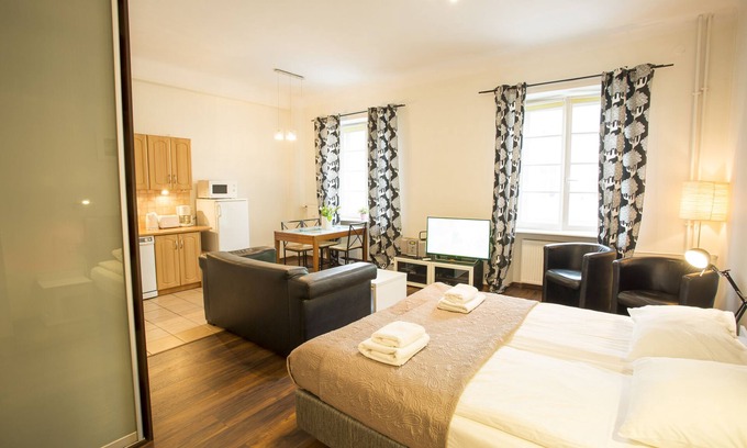 Srodmiescie Apartment | M28 - ROYAL ROUTE RESIDENCE