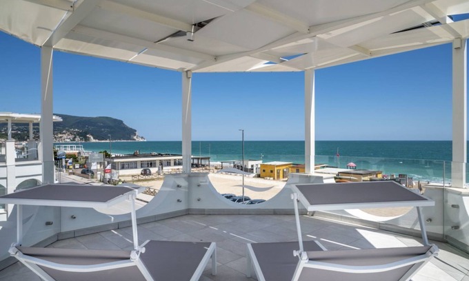 Marcelli Apartment | M447 - Marcelli, brand new three-room apartment facing the sea in residence with swimming pool