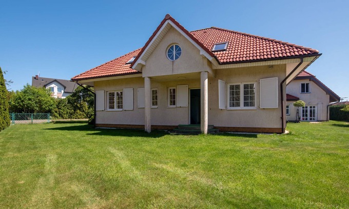Leba House | Mały dworek by Interhome
