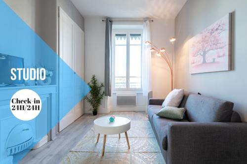 7th Arrondissement Apartment | Macé Studio Apartment