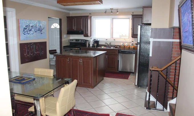 Ottawa Division Bed & Breakfast | Mac Bed and Breakfast