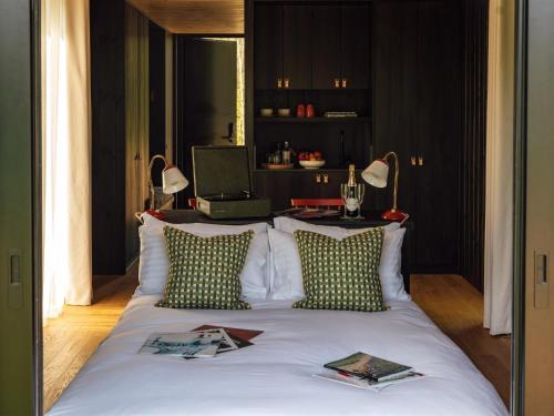 Cameley Hotel | Mad Swans in The Mendips