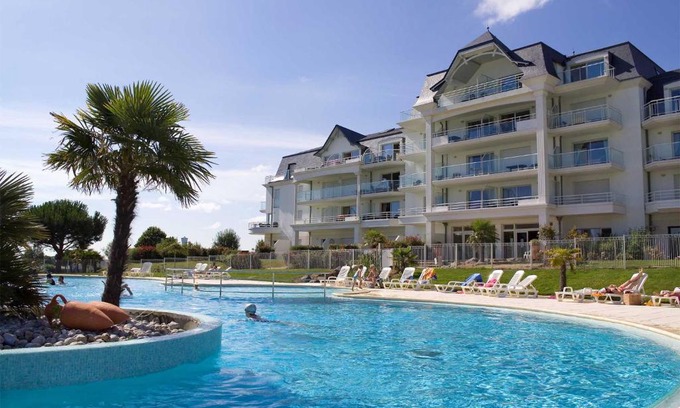 L'Aiguillon-sur-Vie Apartment | Madame Vacances Les Appartements de Fontenelles