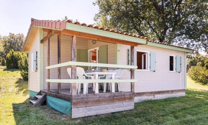 Chatel-Guyon House | Maeva Respire campsite in La Croze * - Chalet Edelweiss 3 Rooms 5 People + TV