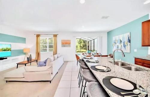 Kissimmee House | Magical 6BR Villa Near Disney