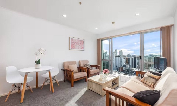 Newton Apartment | Magical City Pad, Top Location, Views & Free Wi-Fi