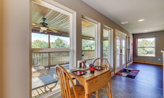 Pineville Cottage | Magical Pineville Oasis: Gas Grill & Scenic Deck!