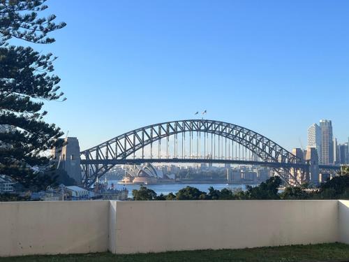 Lavender Bay Apartment | Magical views