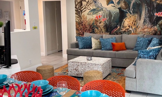 Hermosa Village House | Magicway Villas + Nemo's House + Short Walk To Disneyland