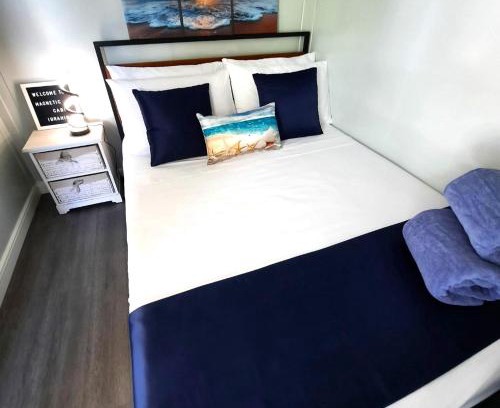 Horseshoe Bay Apartment | MAGNETIC CABIN Entire Studio on Magnetic Island