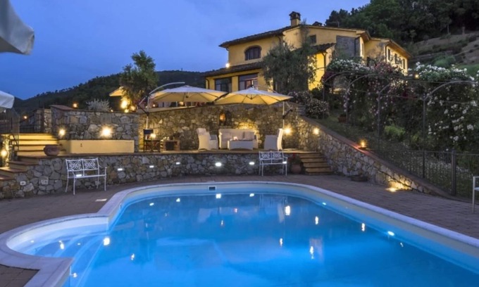 Casalguidi Villa | Magnificent villa in the countryside near Pistoia. Pool, Airco, BBQ